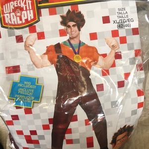 Wreck it Ralph Halloween costume adult